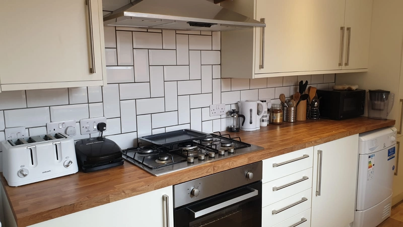 Cranwell Street - 6 Bed (one room remaining) - Thumbnail 17
